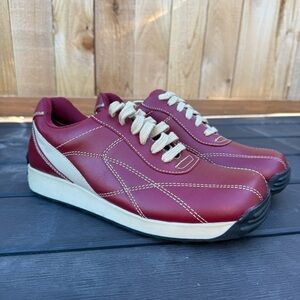 Vintage Y2K Wanted Burgundy and Cream Women's Sneakers